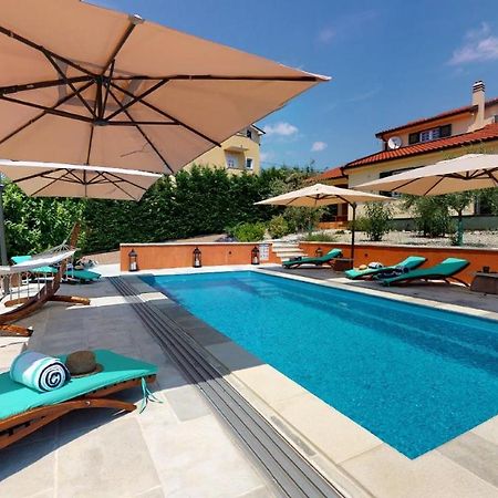 Villa Oasis Kostrena Exterior photo